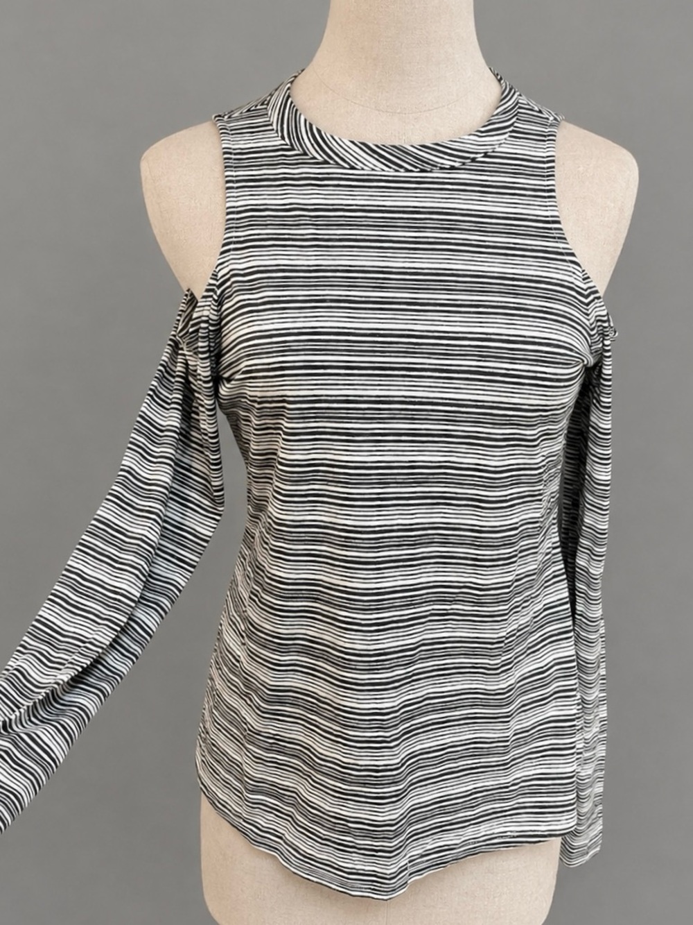Harlowe & Graham Striped Stretch Cold Shoulder Top